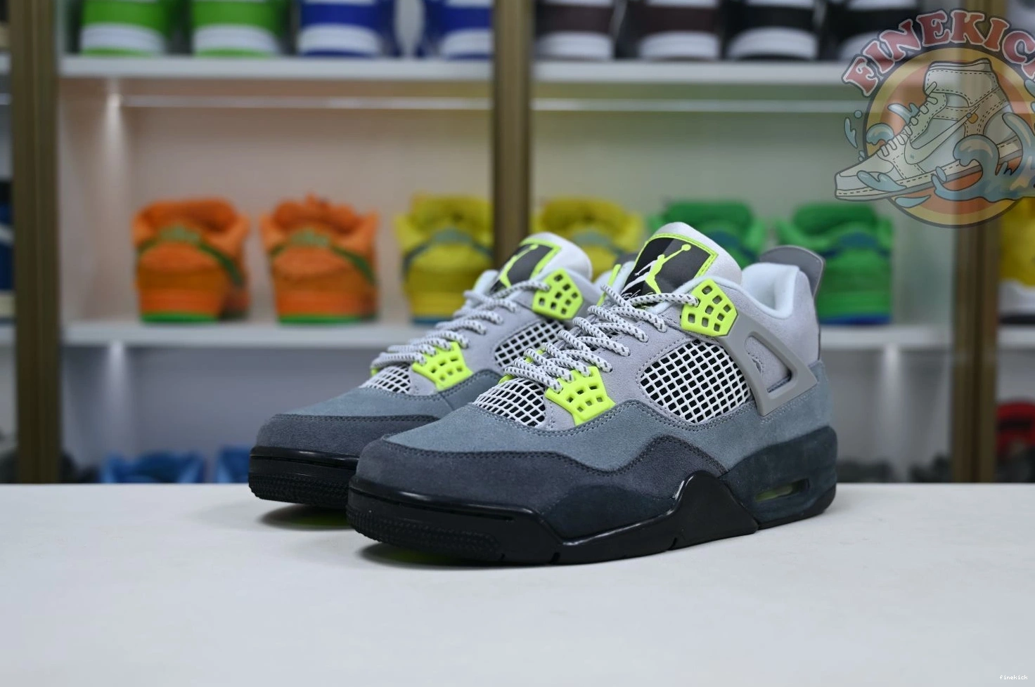 retro 4 Jordan se'95neon Air Jordan 0228